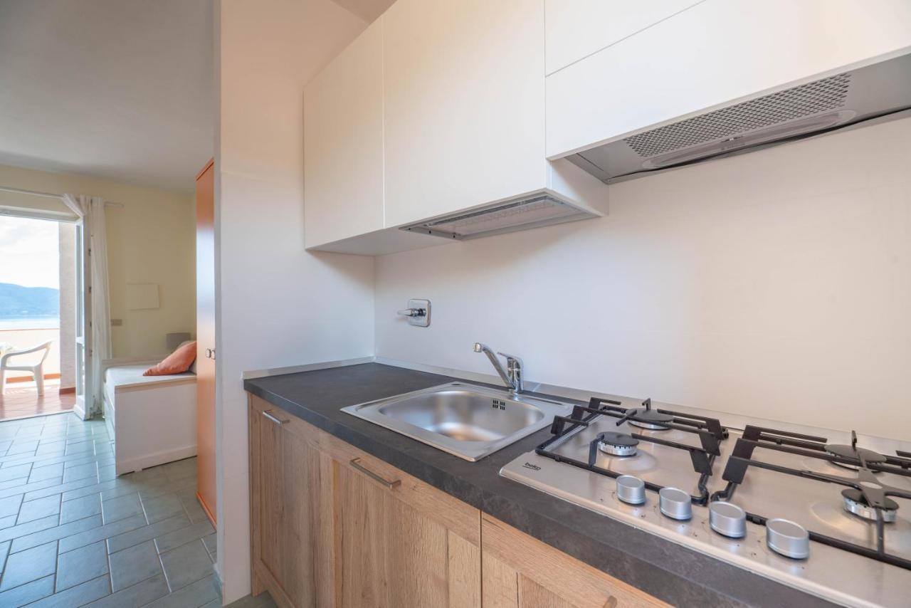 Apartments La Turistica กาโปลิเวรี ภายนอก รูปภาพ