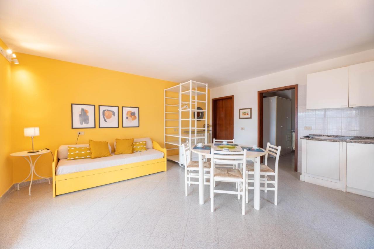 Apartments La Turistica กาโปลิเวรี ภายนอก รูปภาพ