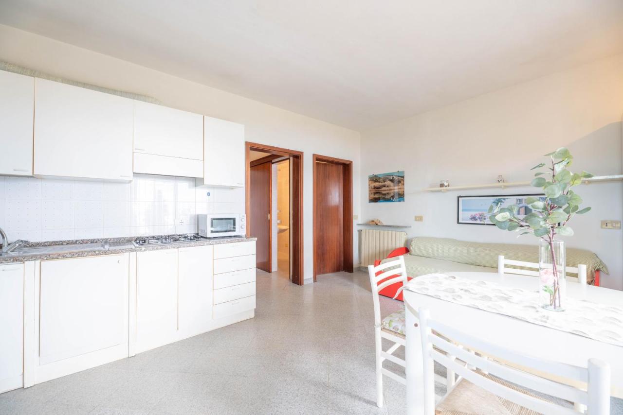 Apartments La Turistica กาโปลิเวรี ภายนอก รูปภาพ